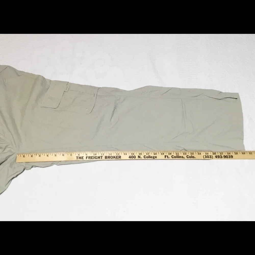 Columbia Titanium Size M Cargo Pants
